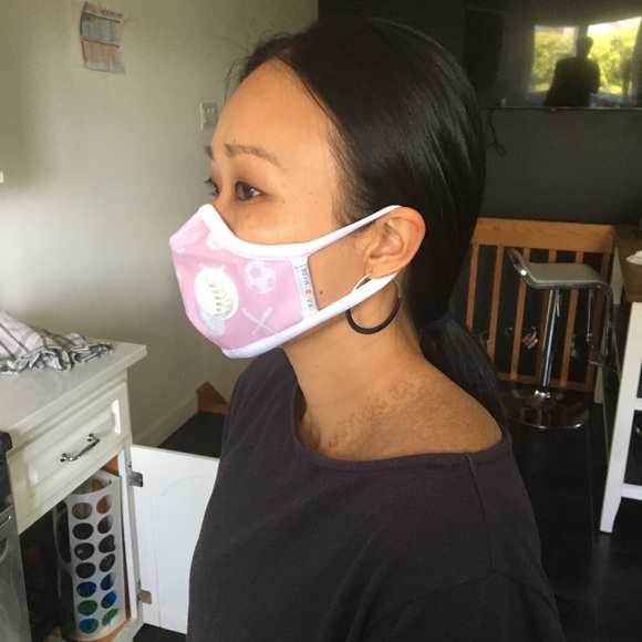 KandyMask N99 Sporty Pink Face Mask - Picture 9 of 9